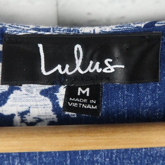 LULU'S BLUE FLORAL SPLIT SLEEVE WRAP MAXI DRESS SIZE MEDIUM - Picture 5 of 11